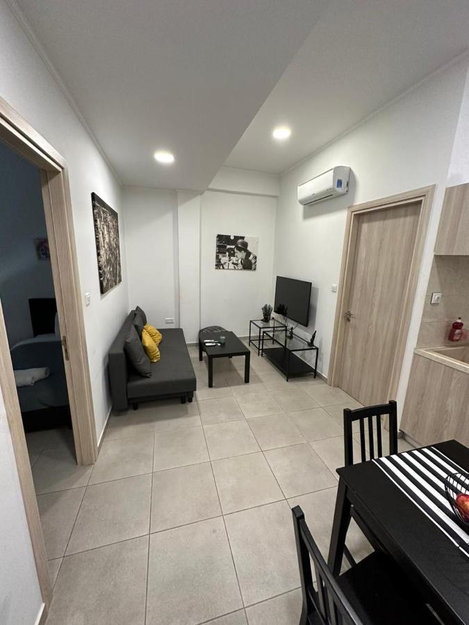 Modern City Center Apartment Saripolou 2 Limassol Extérieur photo